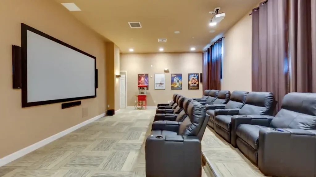 BellaVida movie theater