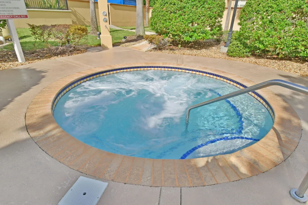 Regal Palms Jacuzzi